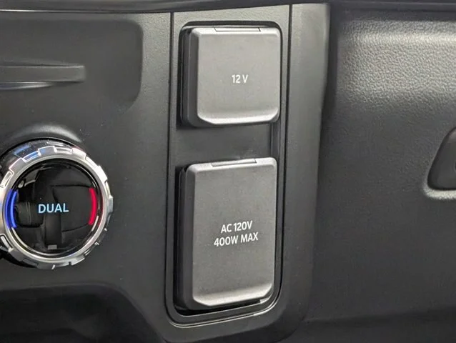 New 2026 Agate Black Metallic Ford F-250® Lariat® image 43