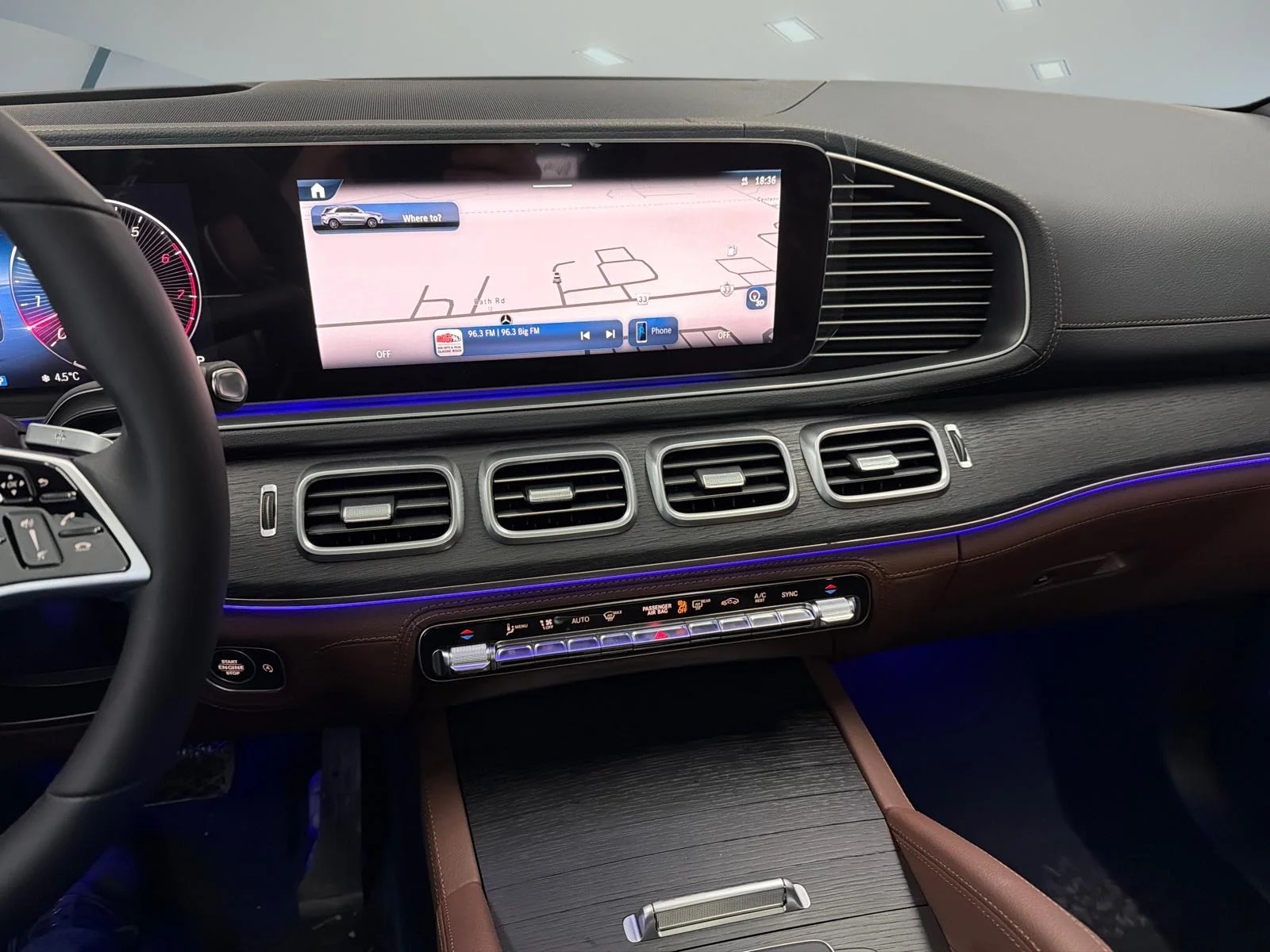 New 2026 Silver Mercedes-Benz GLE 450 4MATIC SUV image 30