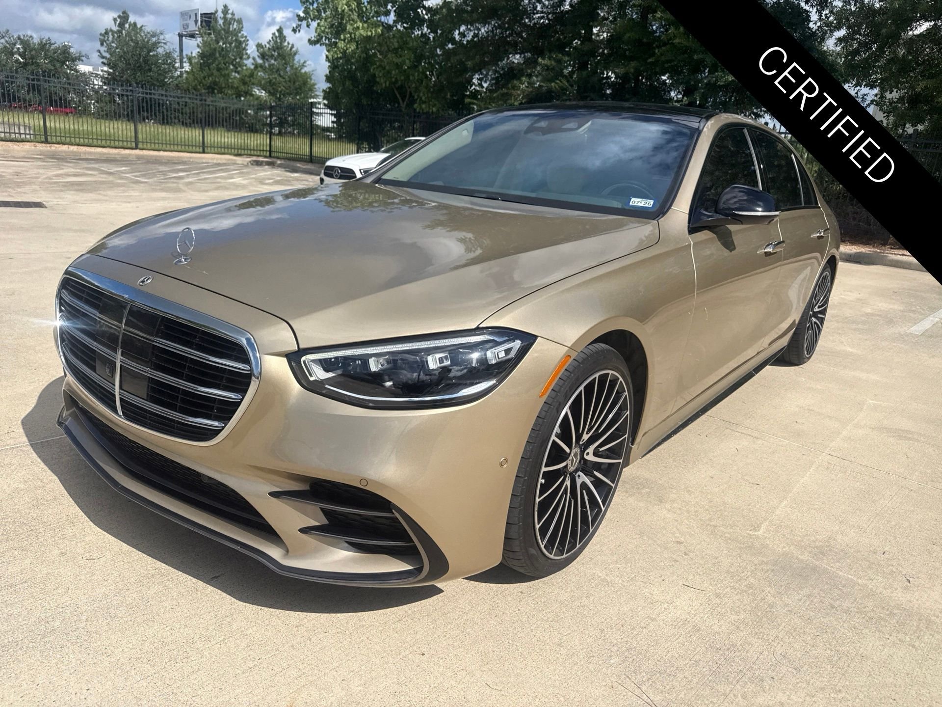 Certified Used 2023 MANUFAKTUR Kalahari Gold Magno Mercedes-Benz S 580 image 8