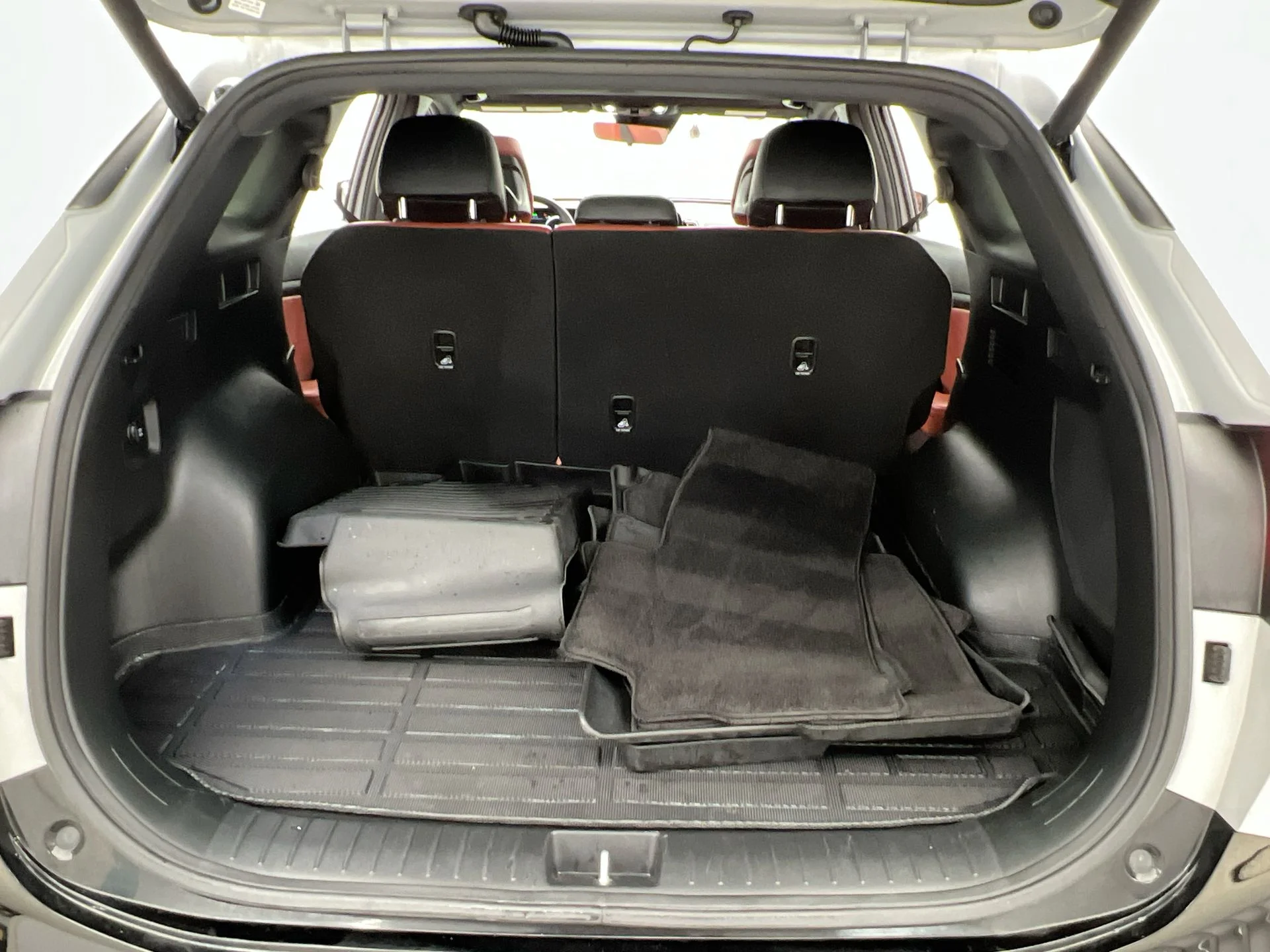 Used 2023 Gray Kia SX-Prestige image 40