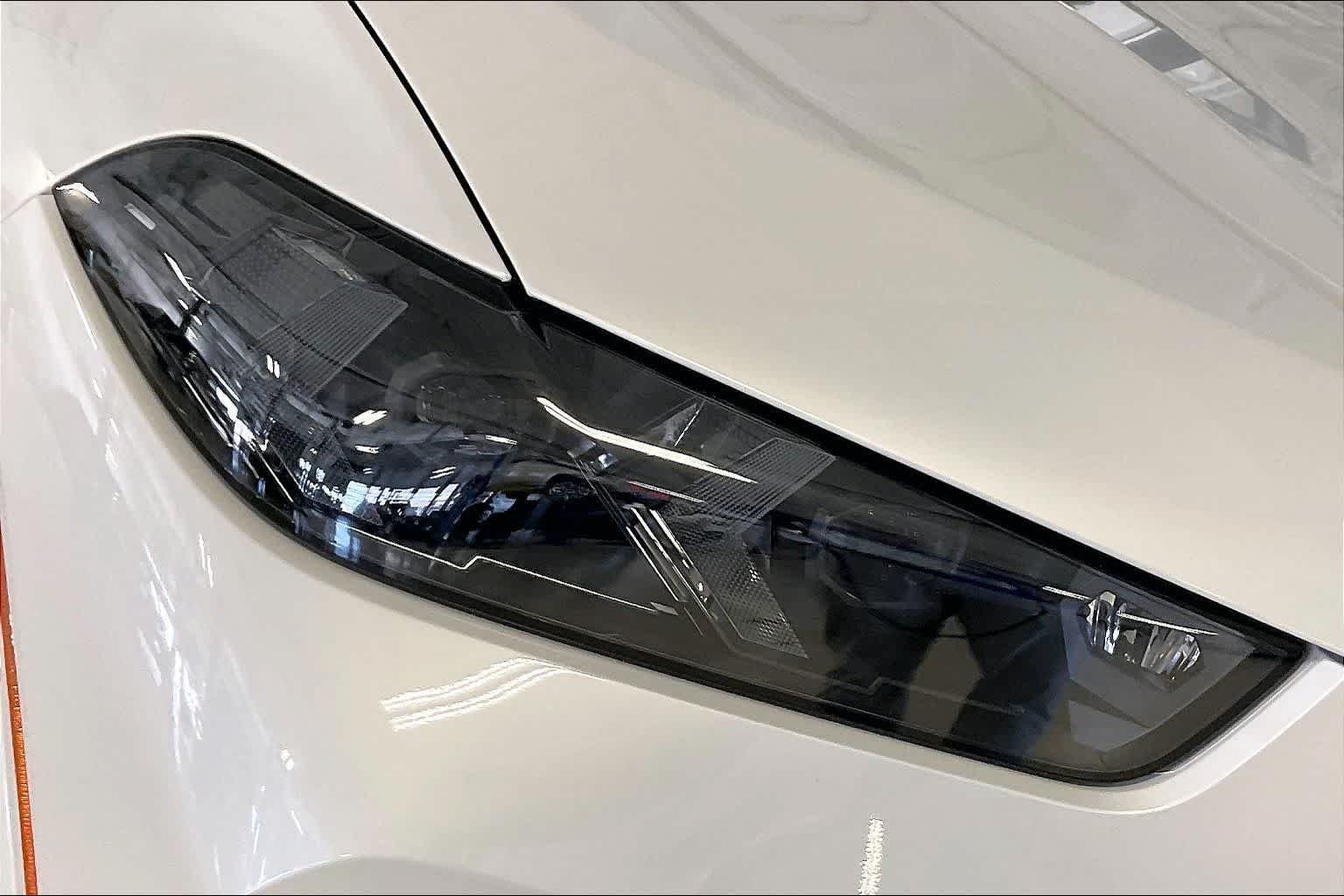 New 2026 Mineral White Metallic BMW M60i image 13