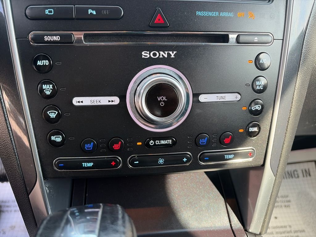 Used 2018 Black Ford Limited image 18