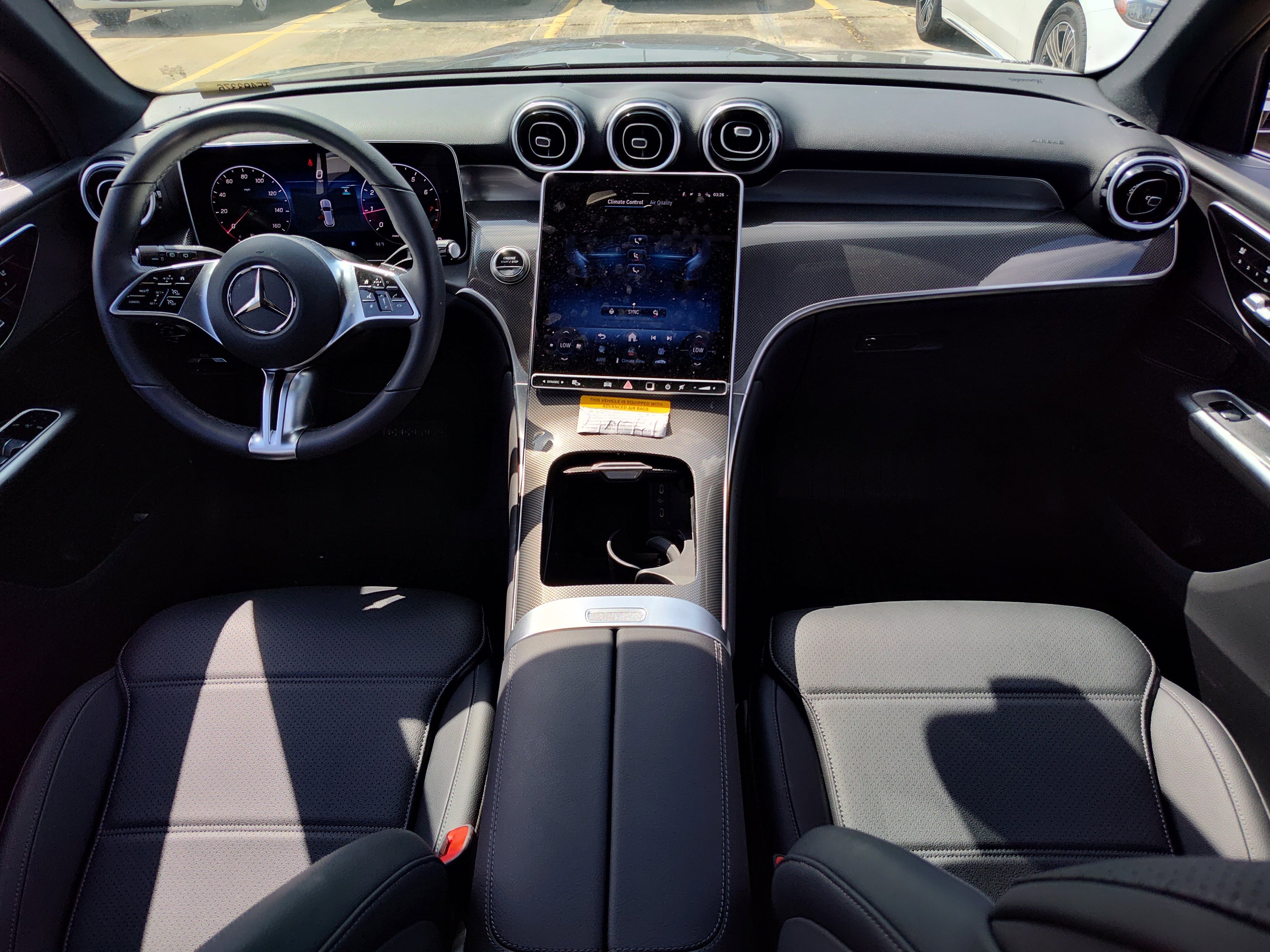 New 2026 Black Mercedes-Benz GLC 300 image 25