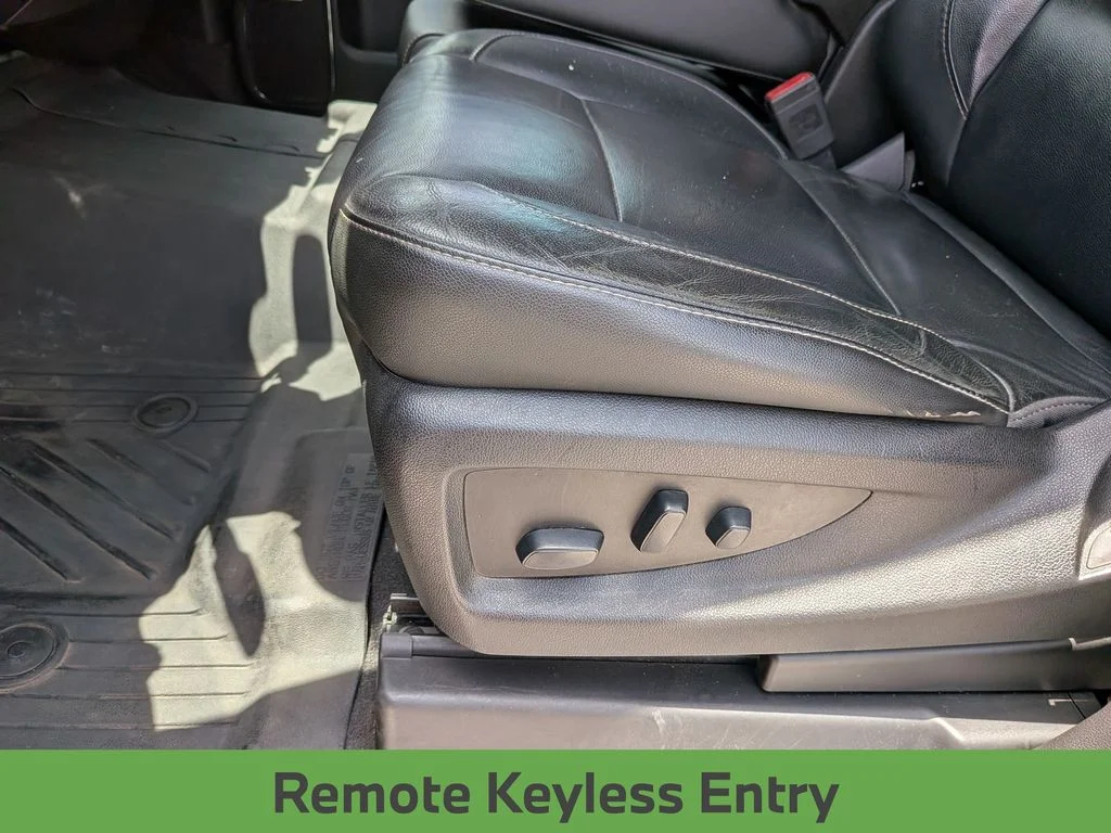 Used 2018 Black GMC SLT image 15