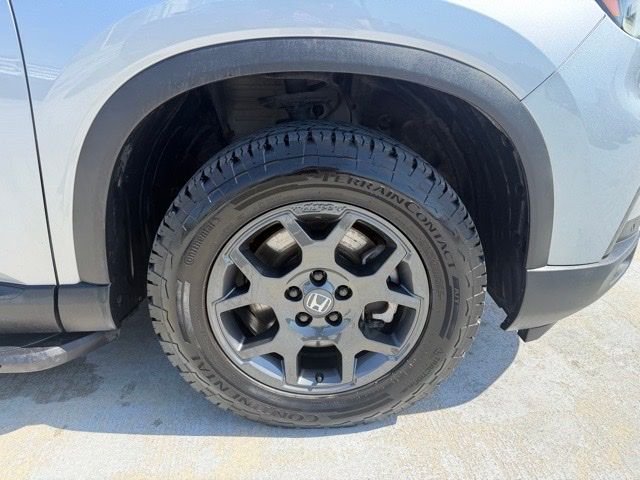 Used 2023 Gray Honda TrailSport image 9