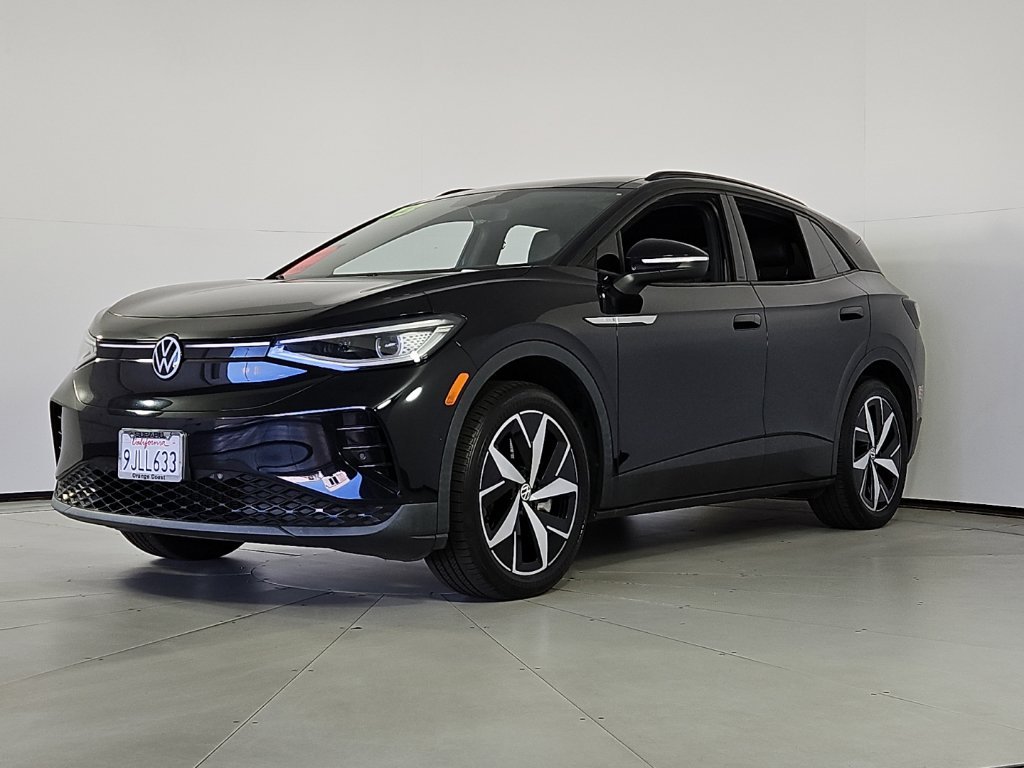 Used 2023 Black Volkswagen S image 2