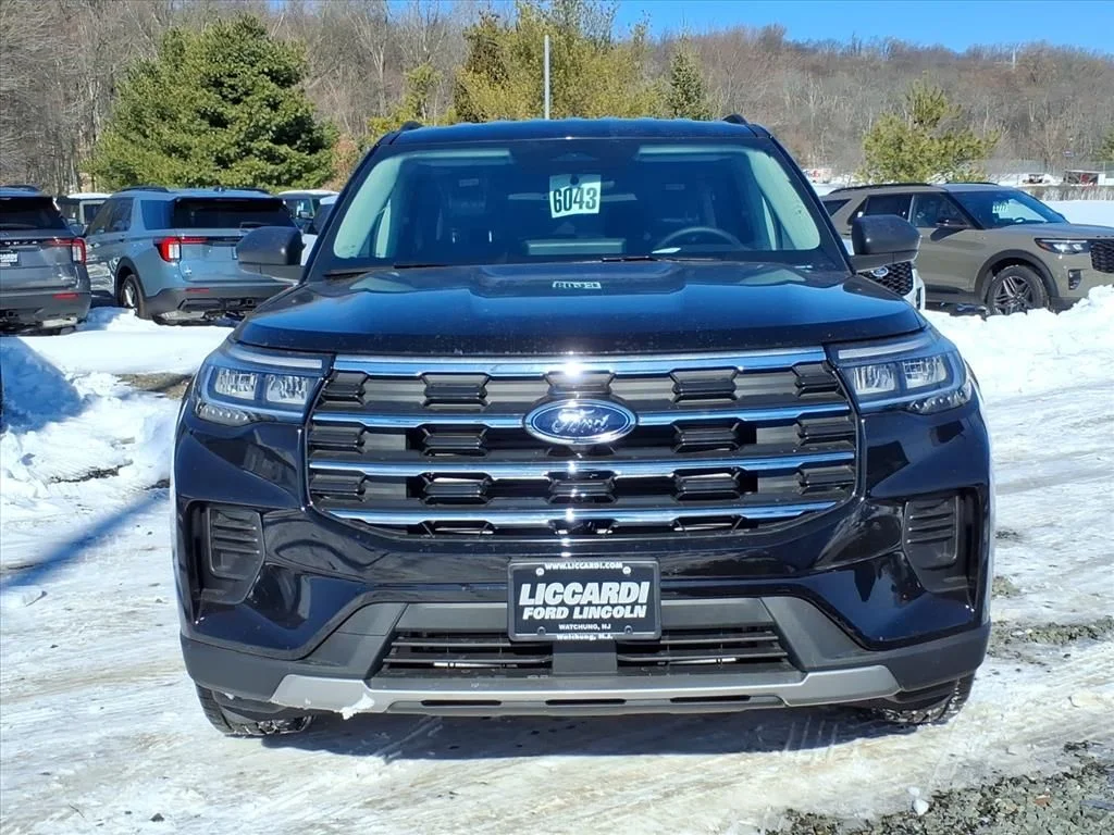 New 2026 Agate Black Metallic Ford Active image 2