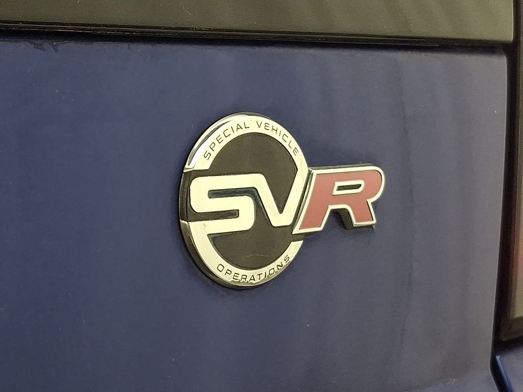 Used 2020 Estoril Blue Metallic Land Rover SVR image 33