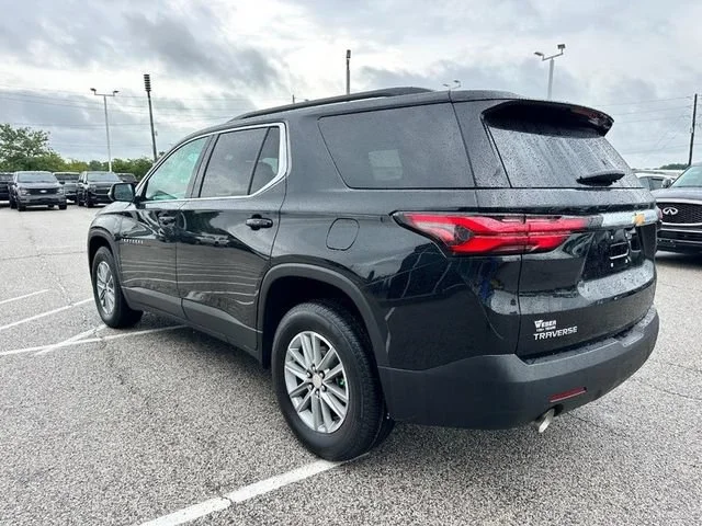 Used 2023 Mosaic Black Metallic Chevrolet LT Cloth image 3