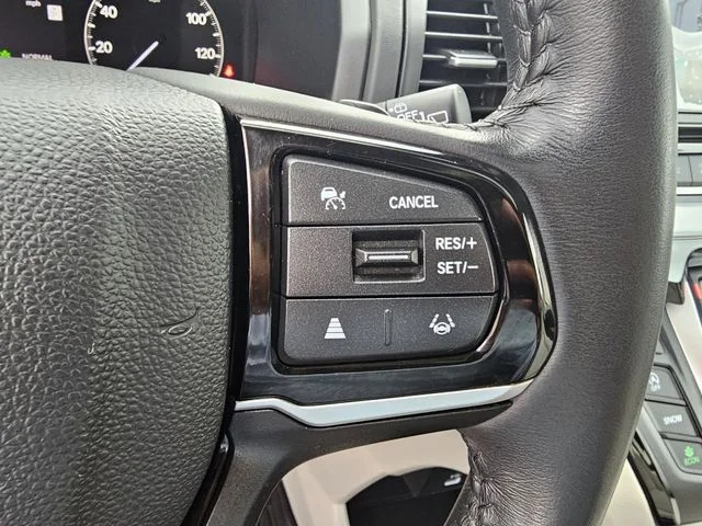 2025 Honda Odyssey Touring - Photo 31