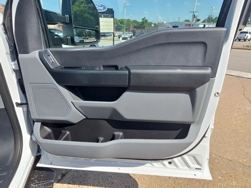 New 2026 White Ford XL image 16