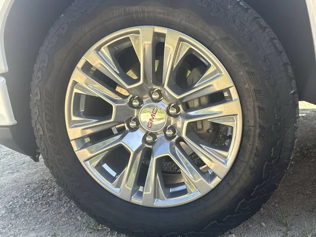 Certified Used 2024 White Frost Tricoat GMC Denali image 34