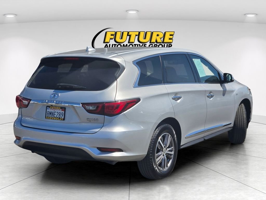 Used 2020 Silver INFINITI PURE image 4