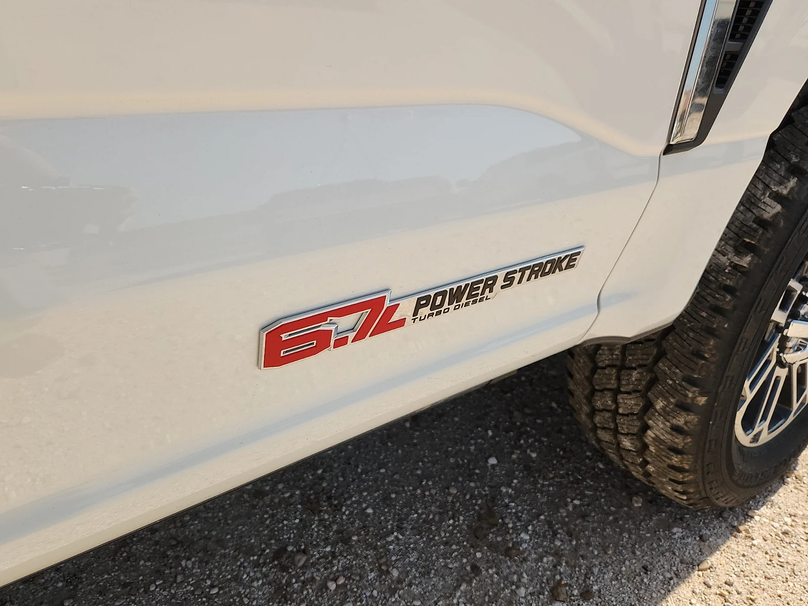 New 2026 Star White Metallic Tri-Coat Ford Platinum image 11