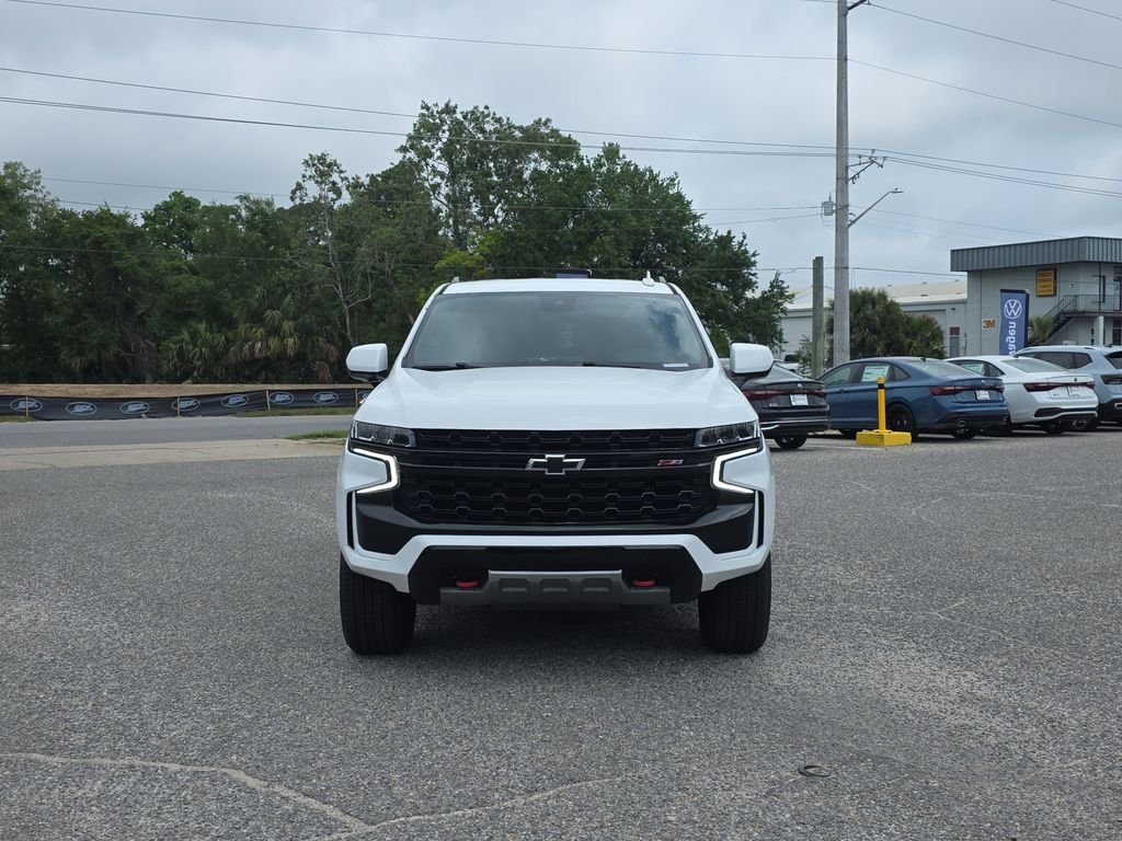 Used 2023 White Chevrolet Z71 image 10