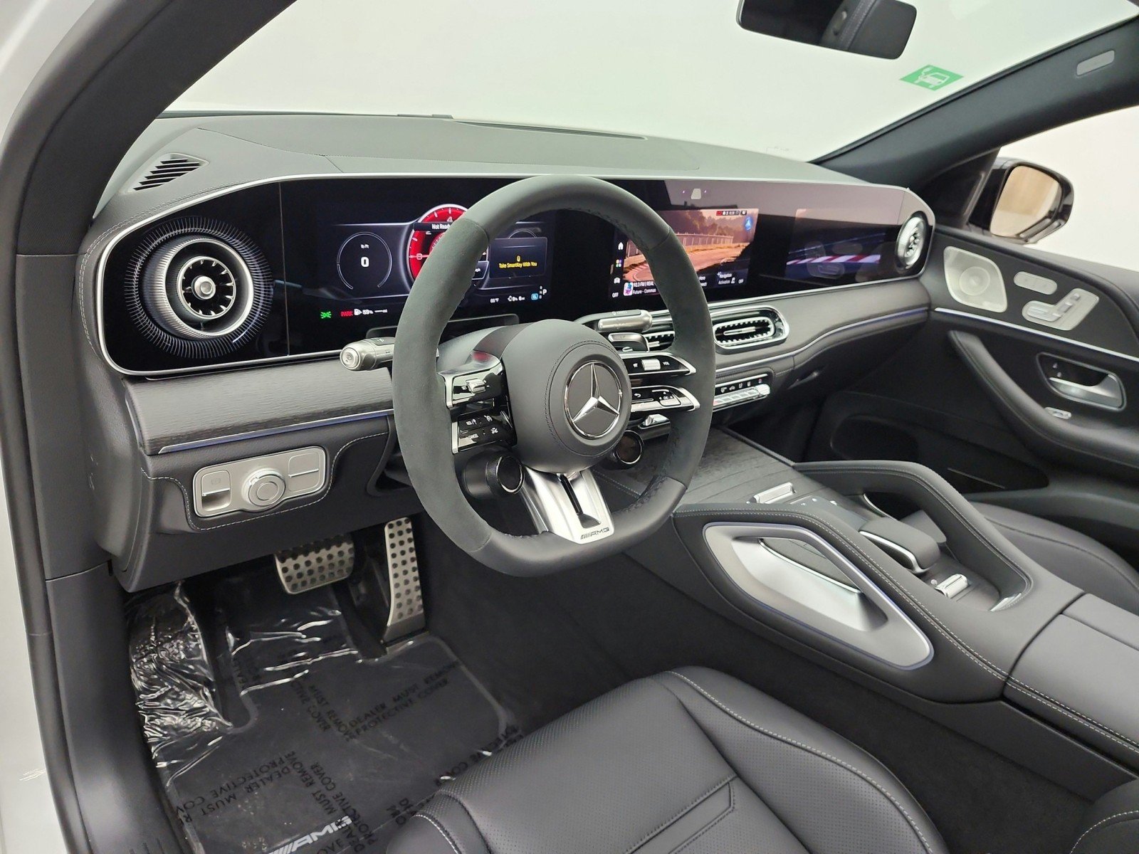 New 2027 MANUFAKTUR Moonlight White Metallic Mercedes-Benz AMG® GLE 53e 4MATIC+ Coupe image 9