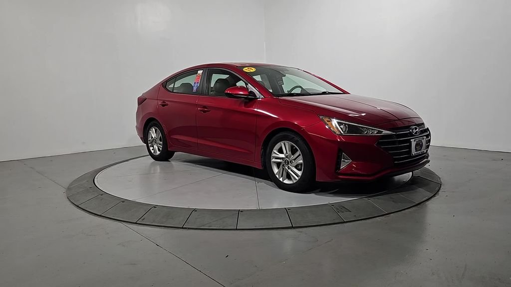 Used 2019 Red Hyundai Value Edition image 8