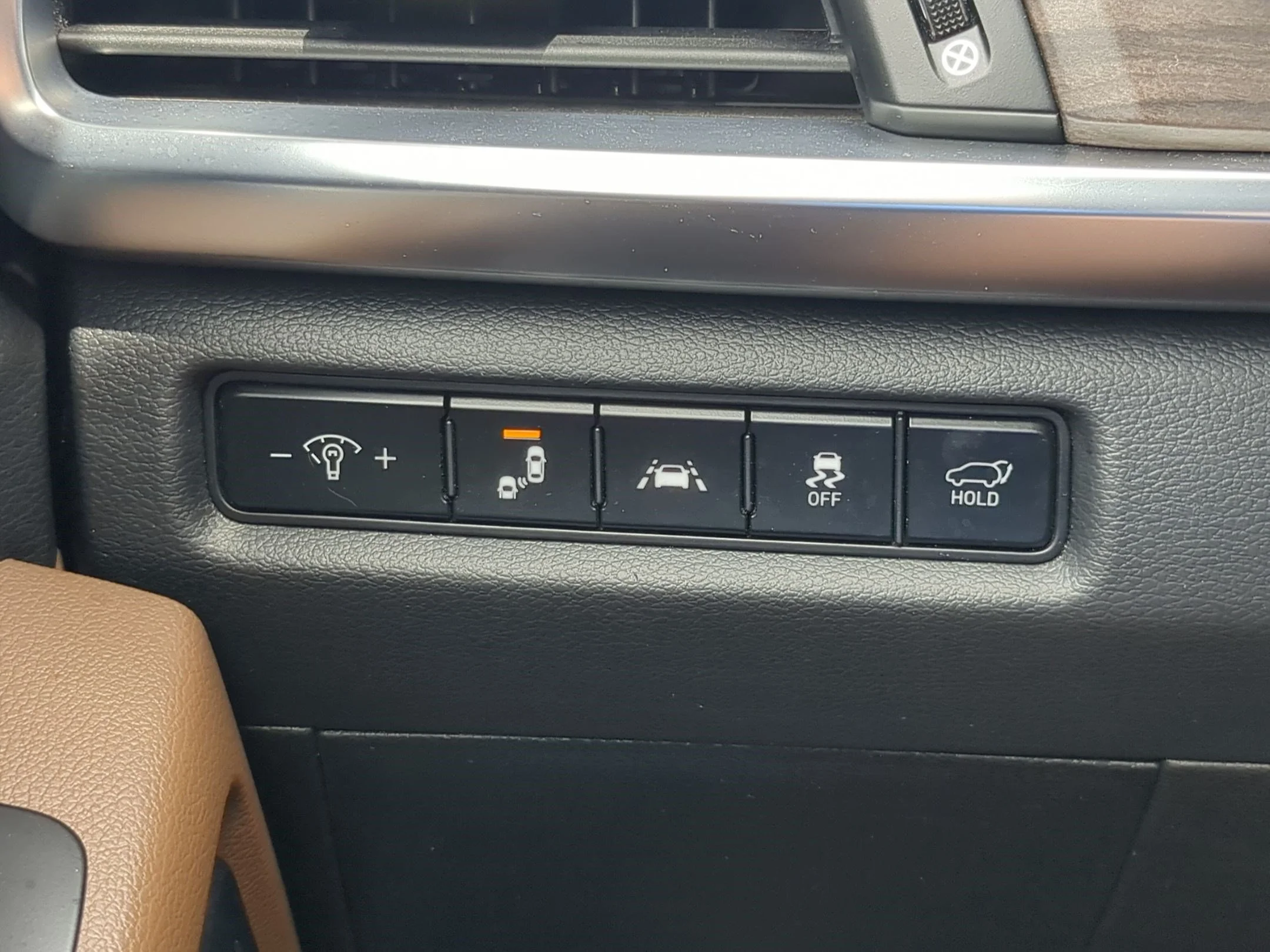 Used 2022 Glacial White Pearl Kia SX image 17
