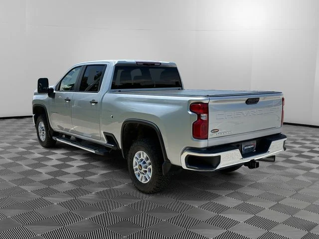 Used 2022 Silver Chevrolet WT image 3