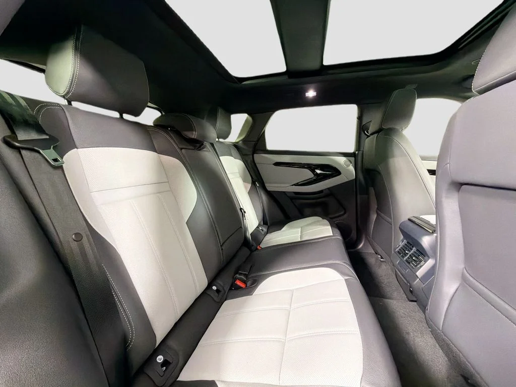 New 2026 Santorini Black Land Rover Hoxton Edition image 29