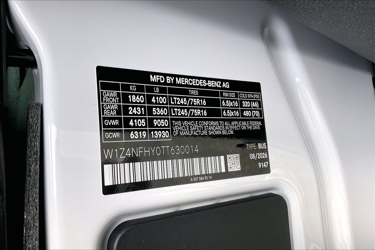 New 2026 Arctic White Mercedes-Benz Passenger 144 WB image 25