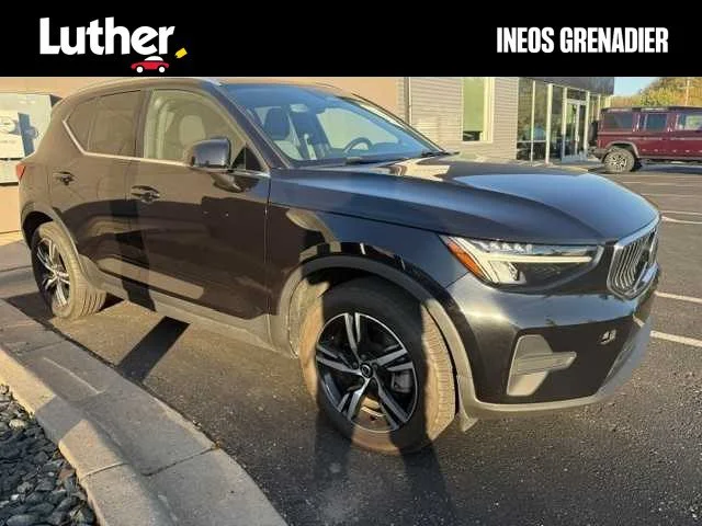 2024 Volvo XC40