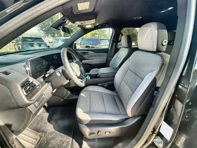 2026 Chevrolet Traverse LT - Photo 18