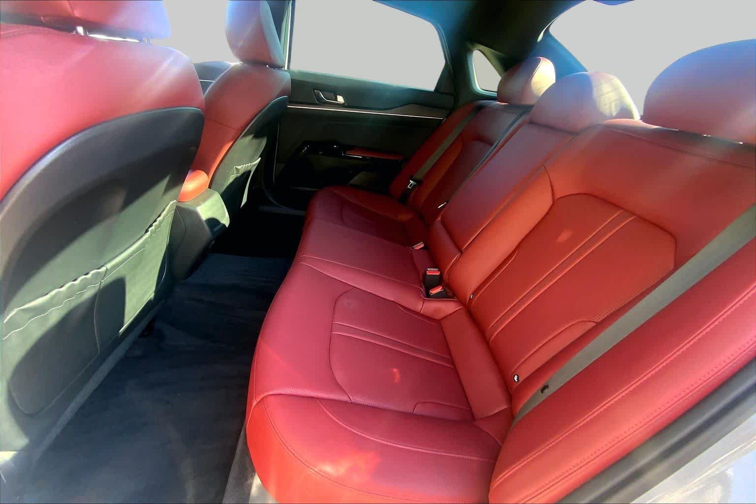 Certified Used 2025 Wolf Gray Kia GT-Line image 19