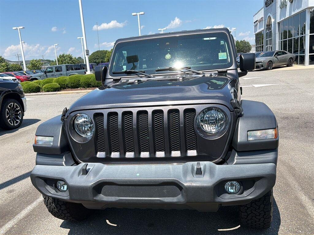 Used 2021 Granite Crystal Metallic Clearcoat Jeep Unlimited Sport S image 11