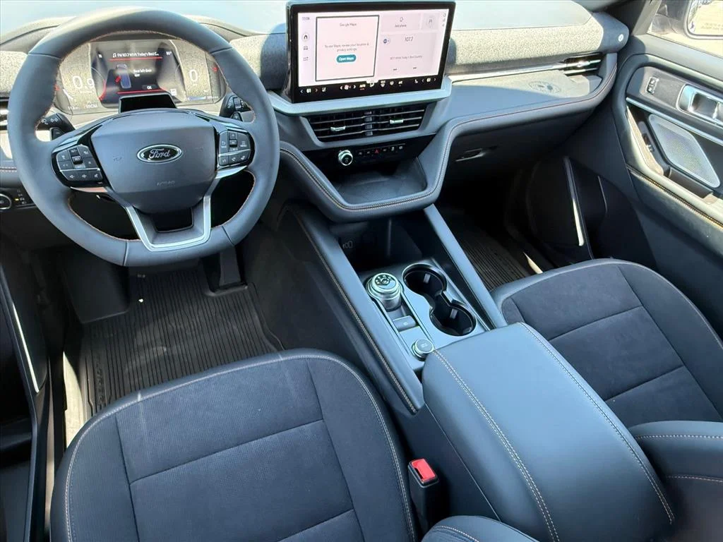 New 2026 Carbonized Gray Metallic Ford Tremor® image 7