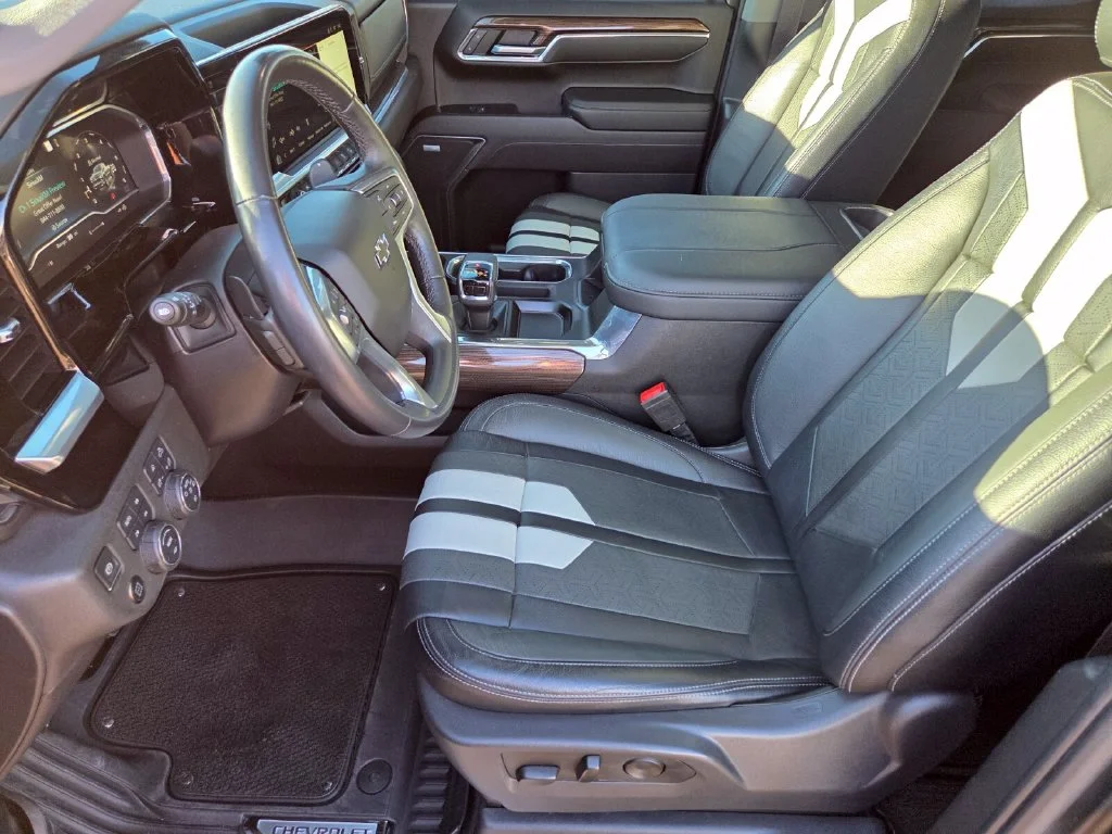 Used 2023 Black Chevrolet RST image 13