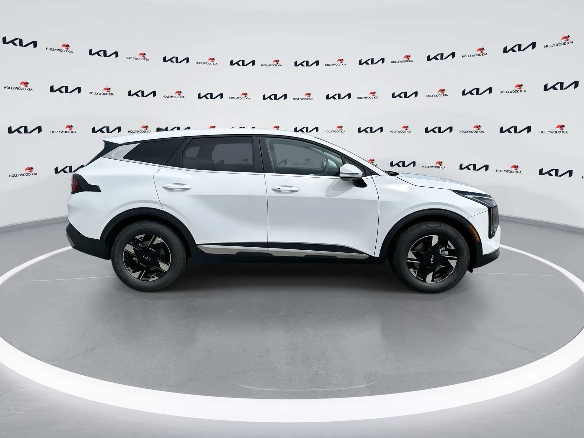 New 2026 Glacial White Pearl Kia LX image 9