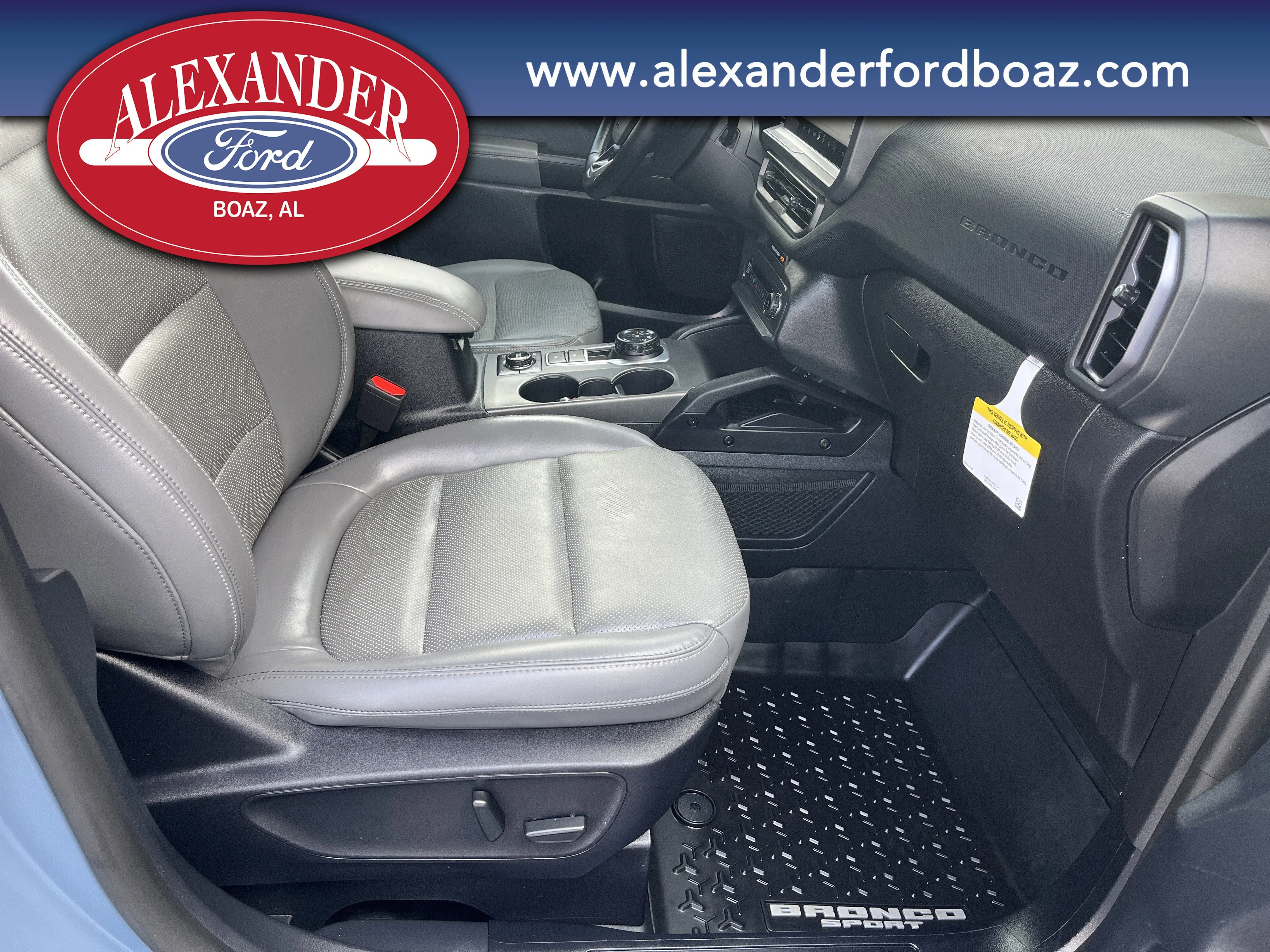 Used 2025 Blue Ford Badlands image 25