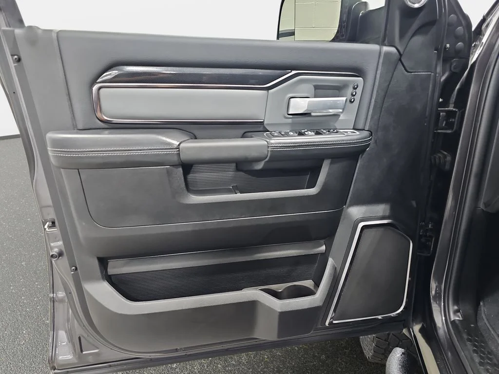Used 2021 Gray Ram Power Wagon image 29