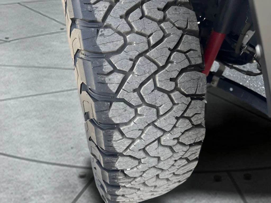 Used 2023 Gray Jeep Rubicon 4xe image 33