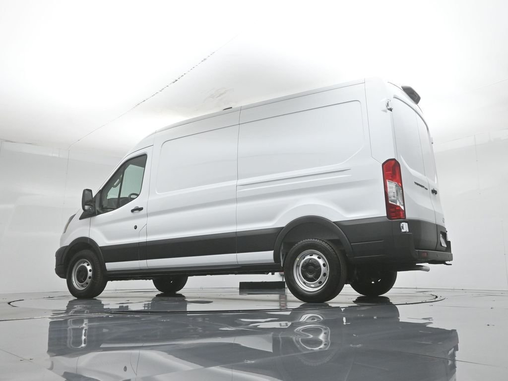 New 2026 Oxford White Ford Base image 49