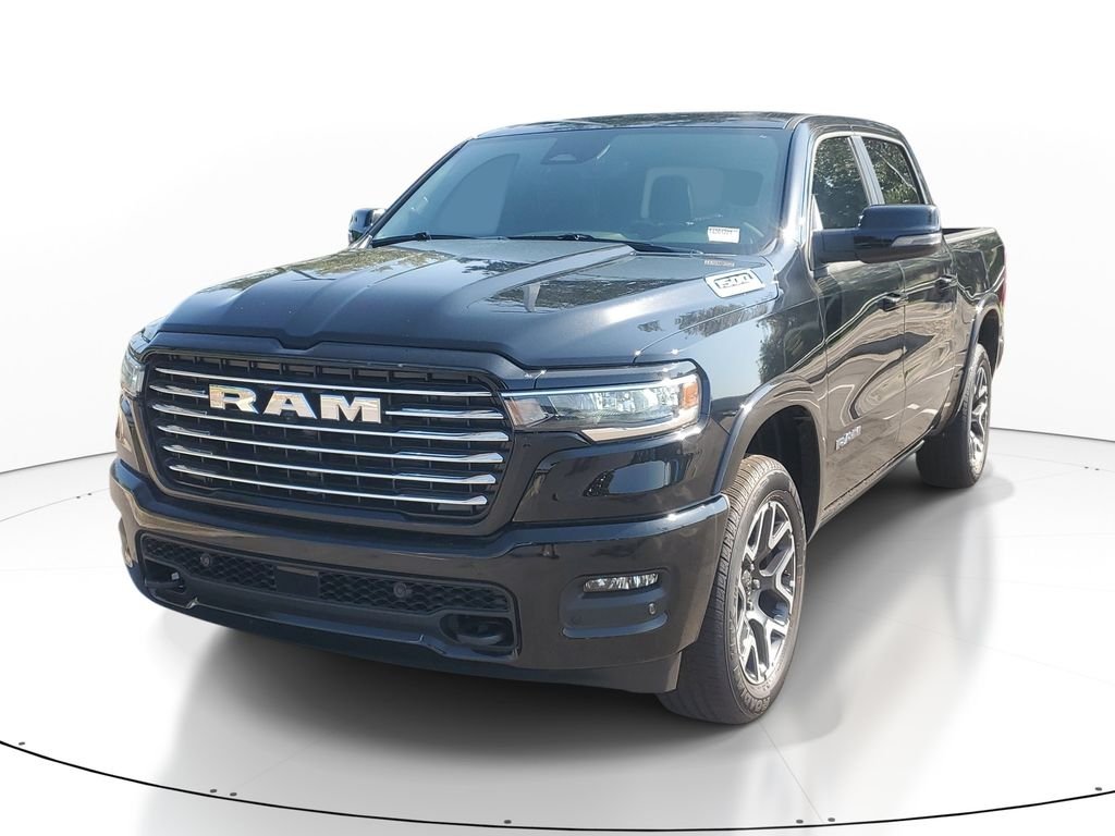 New 2026 Diamond Black Crystal Pearl-Coat Exterior Paint RAM Laramie image 2