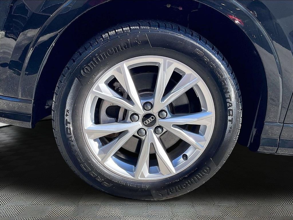 Used 2025 White Audi Premium image 7