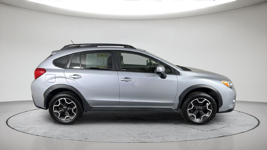 Used 2014 Ice Silver Metallic Subaru 2.0i Limited image 6
