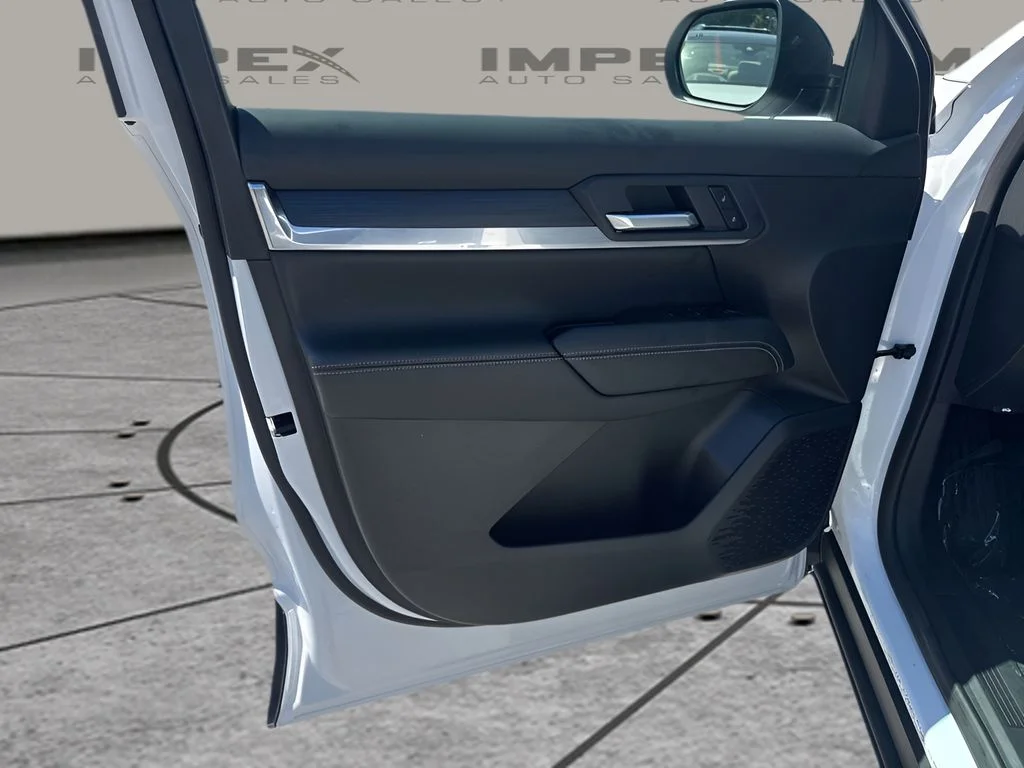 Used 2026 White GMC Elevation image 25