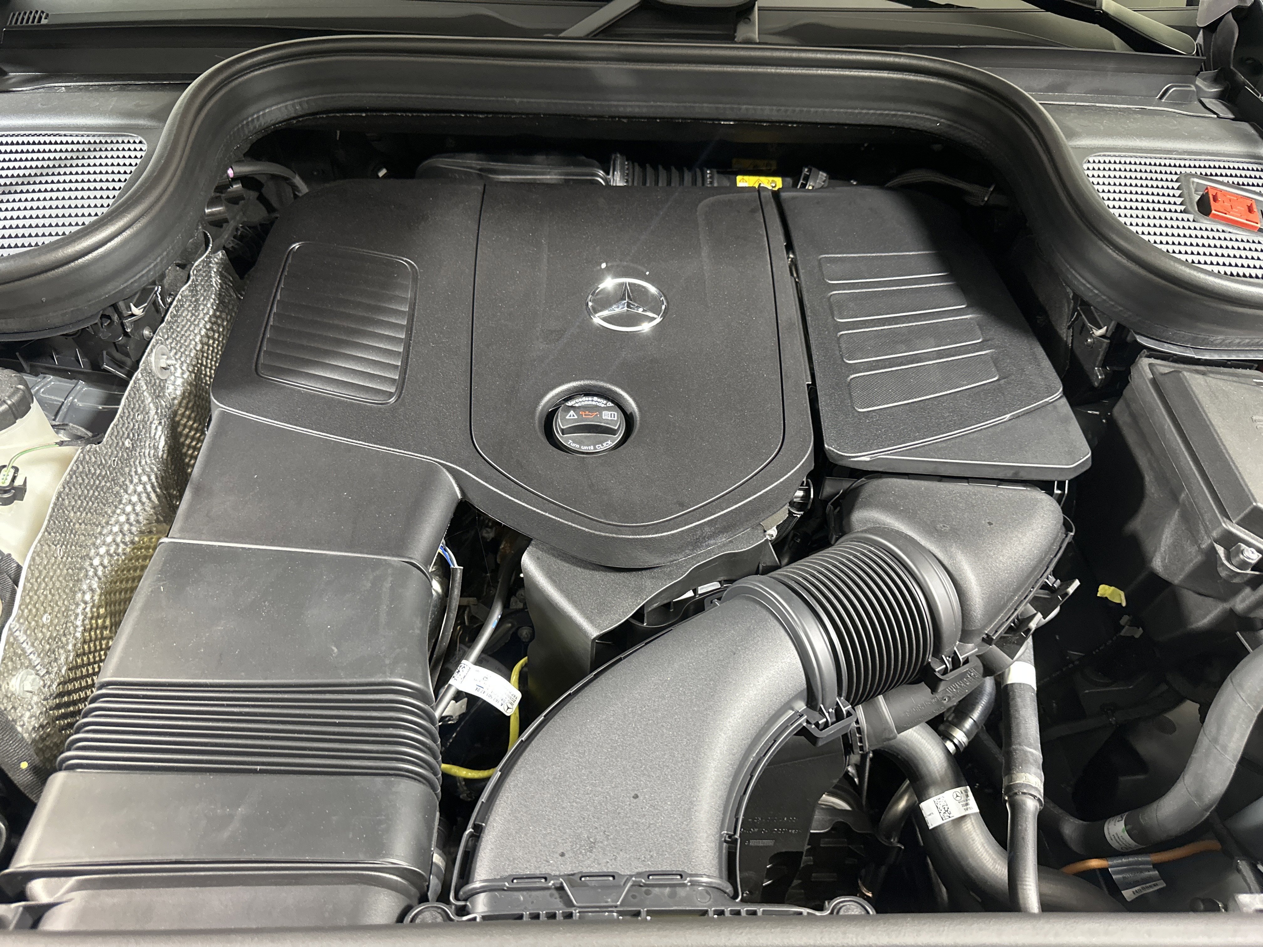 New 2026 MANUFAKTUR Silicon Grey Mercedes-Benz GLE 350 image 26