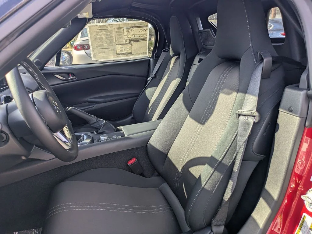 2025 Mazda MX-5 Miata Sport - Photo 19