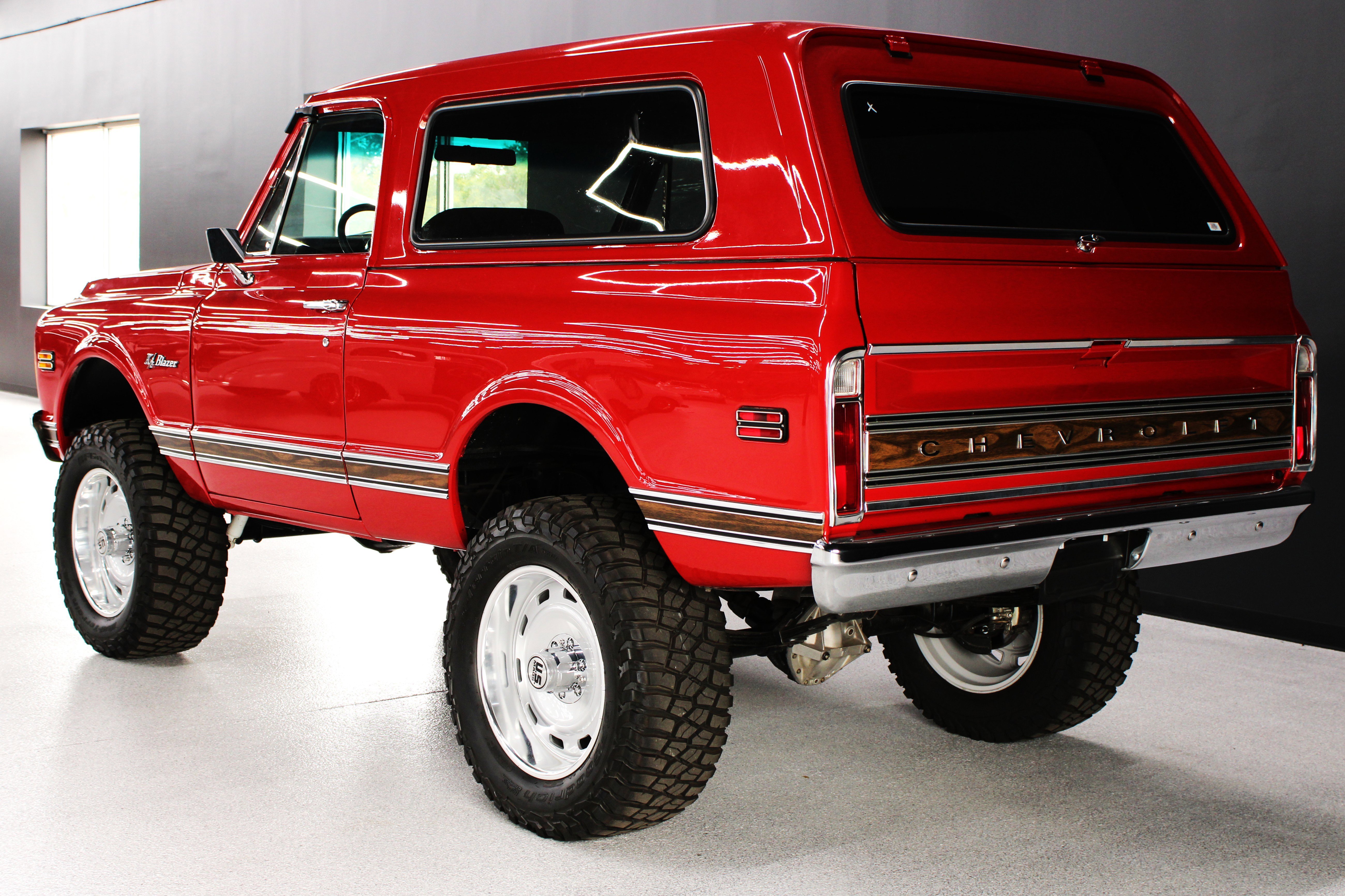 Used 1972 Red CHEVROLET K5 image 24