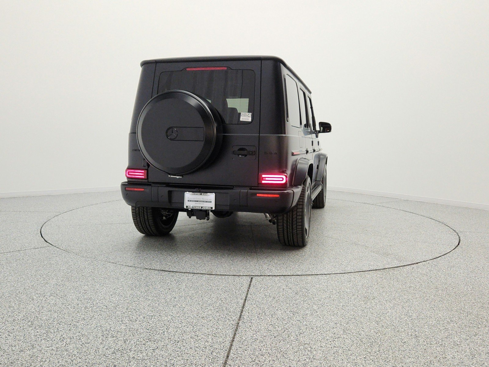 New 2026 MANUFAKTUR Night Black Magno Mercedes-Benz AMG® G 63 SUV image 6