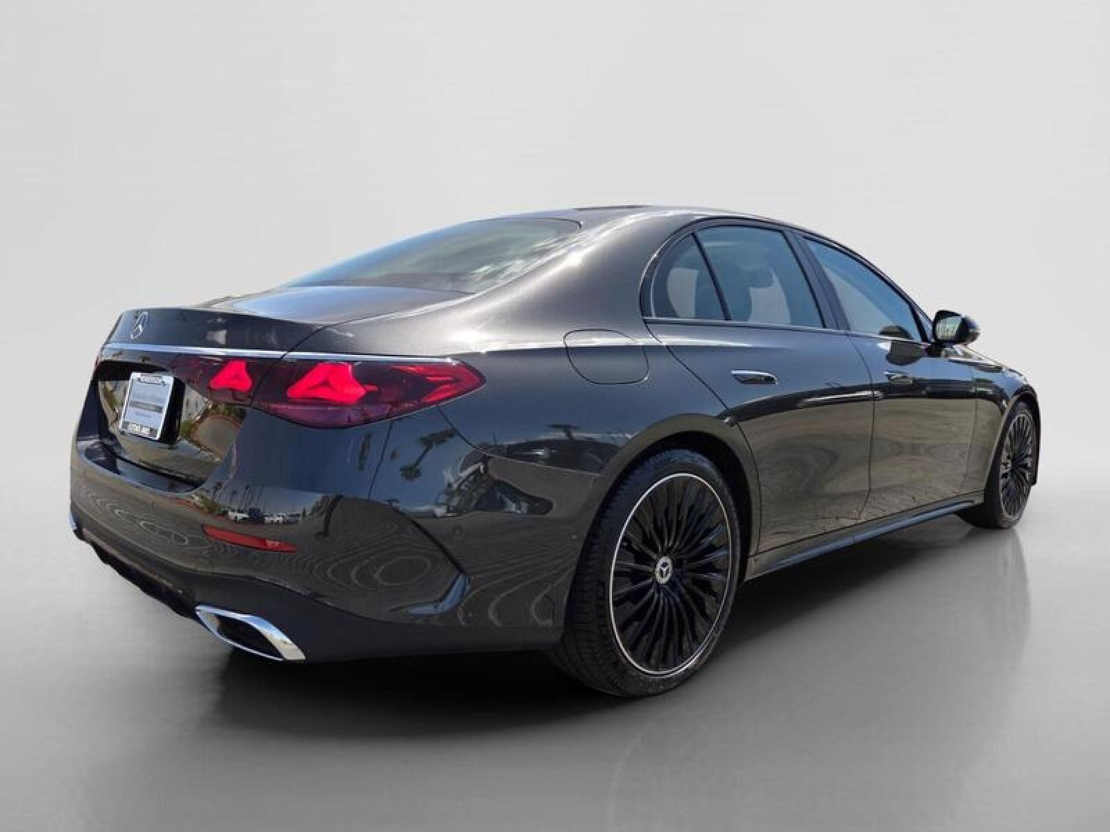 Certified Used 2026 Graphite Grey Metallic Mercedes-Benz E 350 image 5