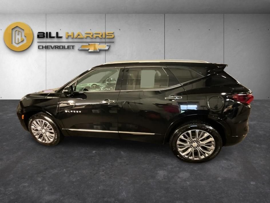 Used 2020 Black Chevrolet Premier image 15