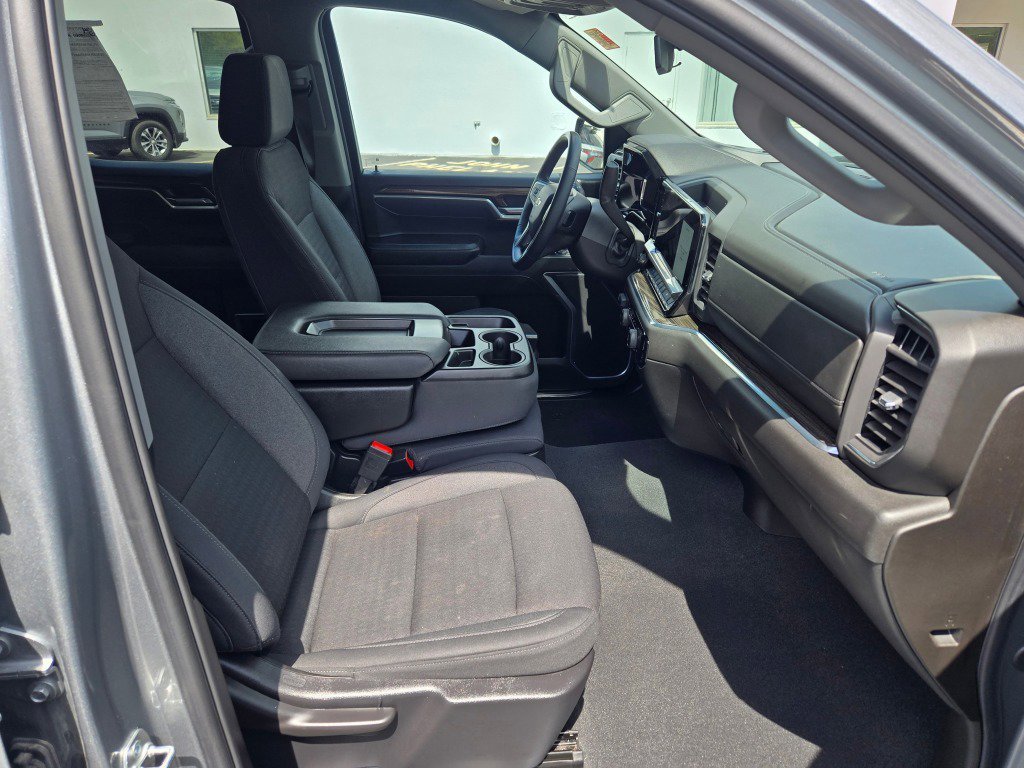 2025 Chevrolet Silverado 1500 LT - Photo 7
