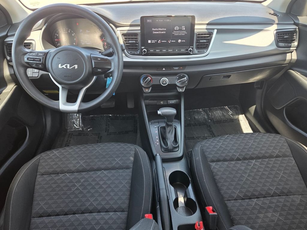Used 2023 White Kia LX image 9