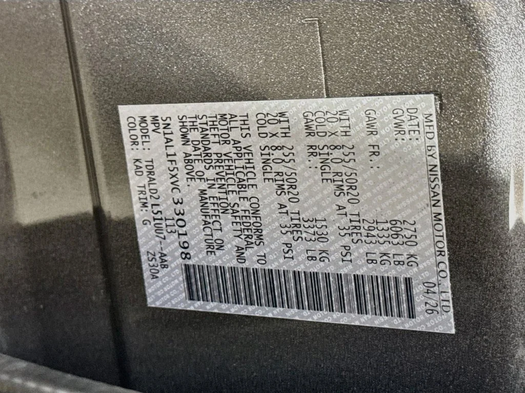 Certified Used 2027 Gray INFINITI LUXE image 46