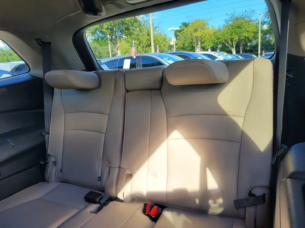 Used 2020 White Honda EX-L image 14